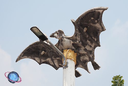 ../../THAILEXPICS/Thailand's Thematic Street Lights/Bat Street Lantern, Tambon Tao Pun, Amphur Photharam, Ratchaburi