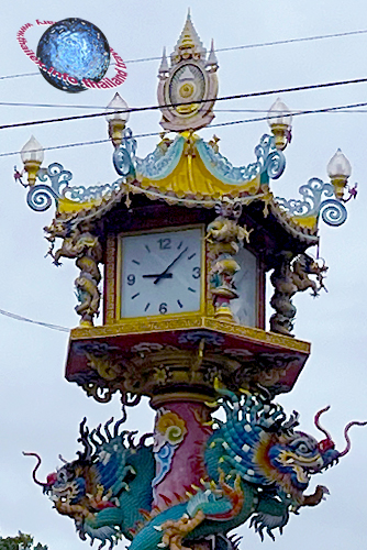 Chinese Dragon Pillar Clock Street Lantern, Tambon Pahk Phriao, Amphur Meuang, Saraburi