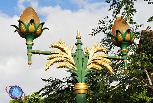 Ears of Rice Street Lantern, Tambon Ranot, Amphur Ranot, Songkhla