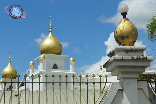 Onion Dome Street Lantern, Tambon Kamphaeng, Amphur La-ngu, Satun