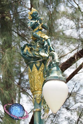 Phra Aphaimanih Street Lantern, Tambon Taphong, Amphur Meuang, Rayong