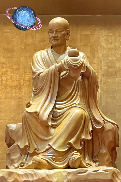 Wood Carved Statues of the Eighteen Arahats at Fo Guang Shan Thai Hua (Kanaka Bharadvaja)